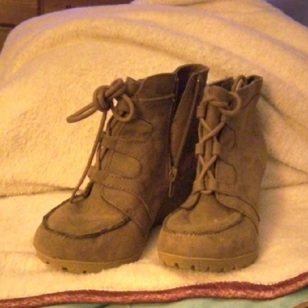 Women's Wedge Heels